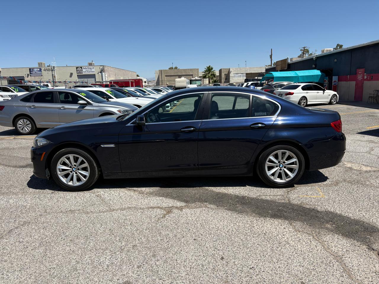 BMW 5 Series 4dr Sdn 528i xDrive AWD 2014