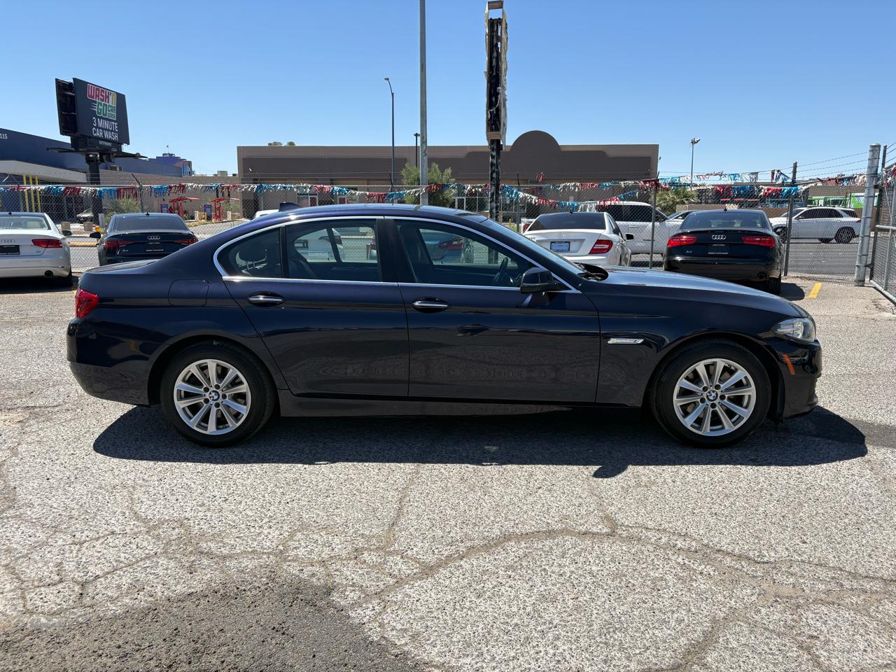 BMW 5 Series 4dr Sdn 528i xDrive AWD 2014