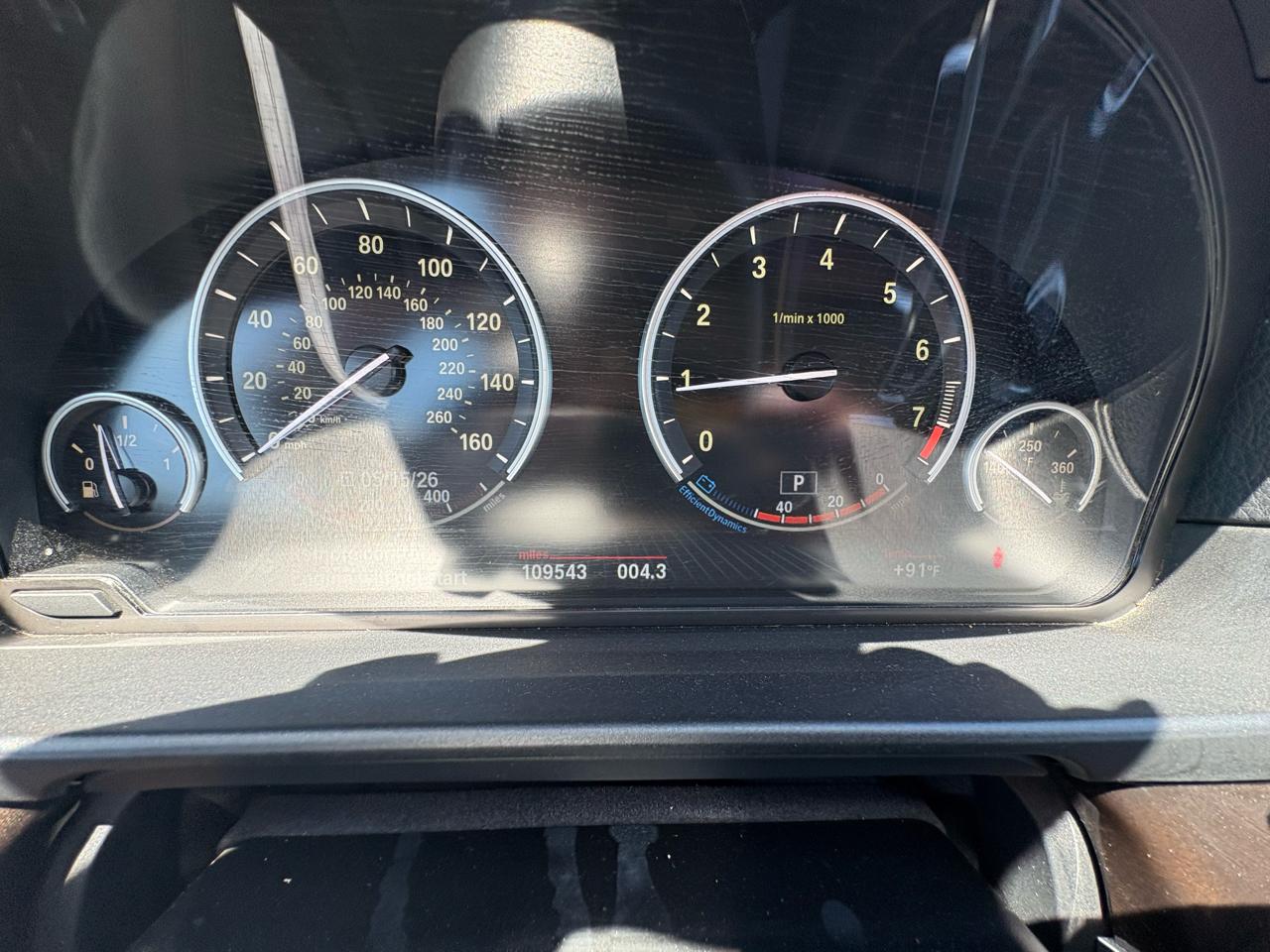 BMW 5 Series 4dr Sdn 528i xDrive AWD 2014
