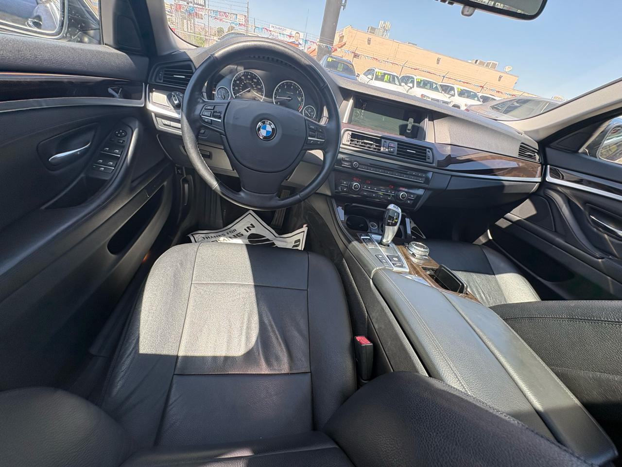 BMW 5 Series 4dr Sdn 528i xDrive AWD 2014