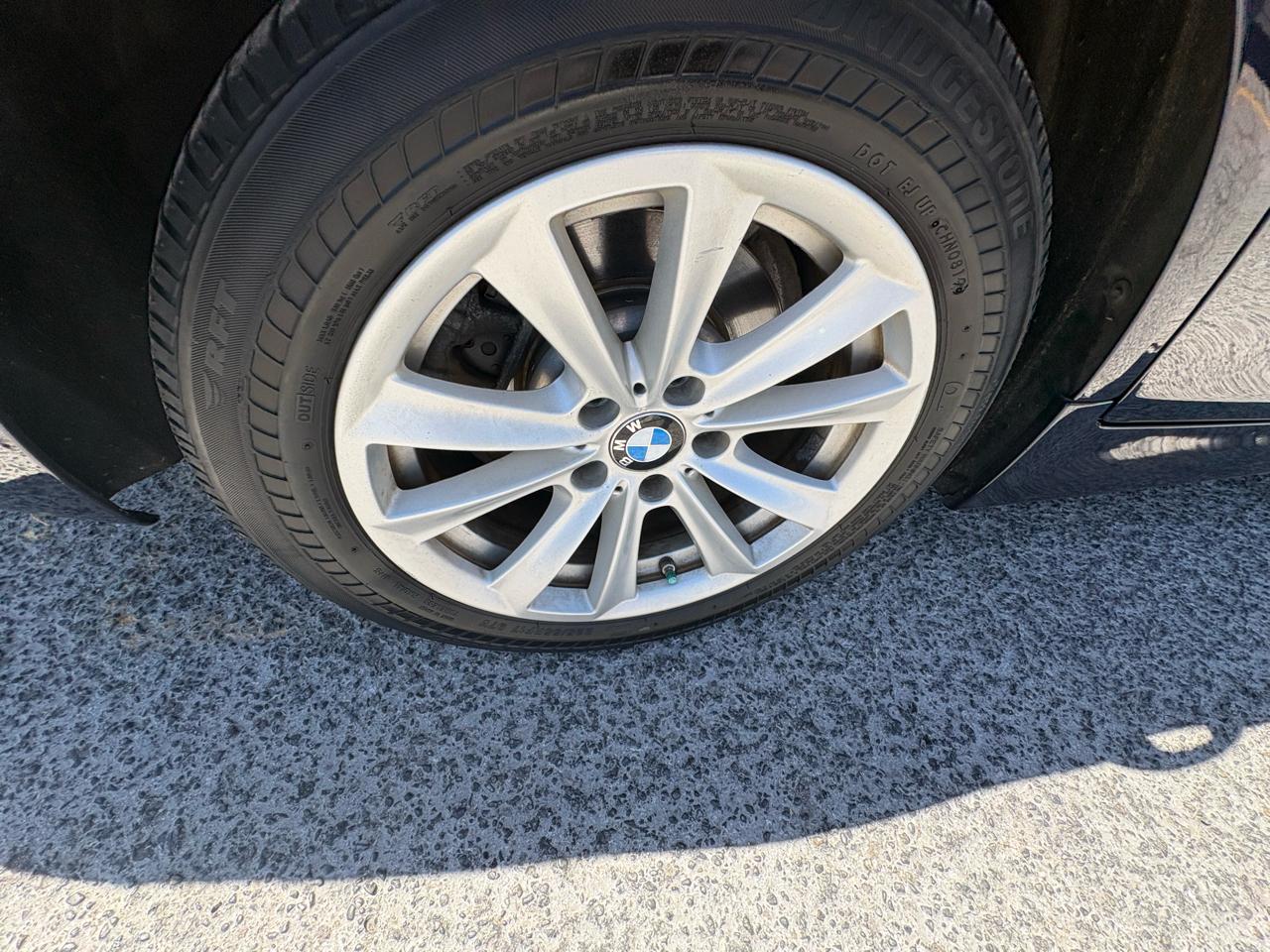 BMW 5 Series 4dr Sdn 528i xDrive AWD 2014