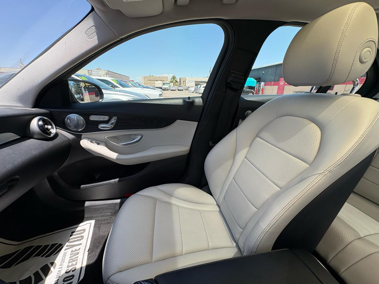 Mercedes-Benz C-Class C 300 4MATIC Sedan 2017