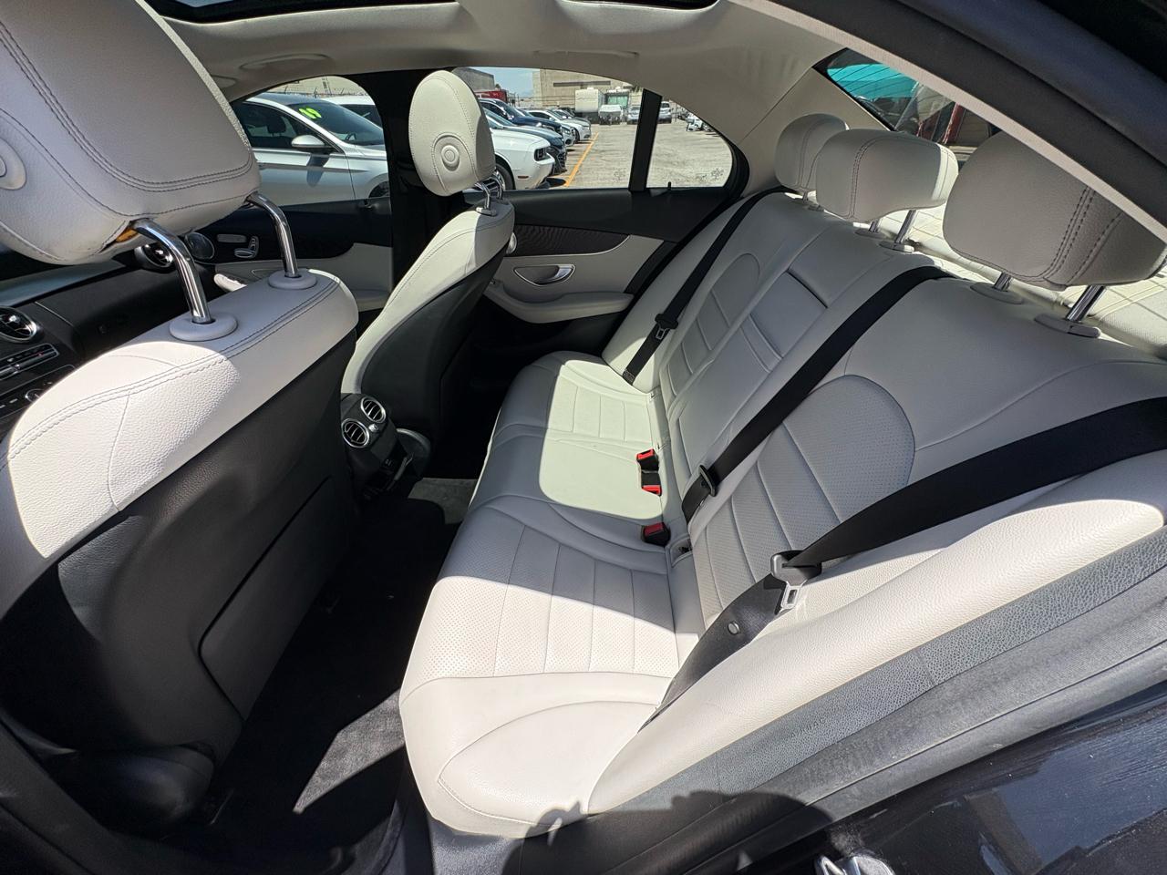Mercedes-Benz C-Class C 300 4MATIC Sedan 2017