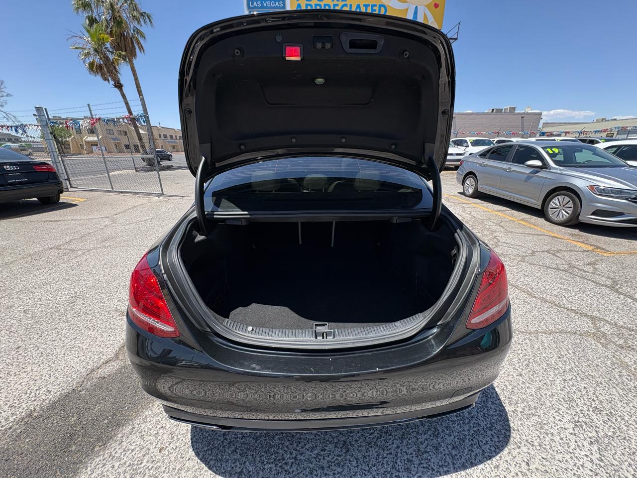 Mercedes-Benz C-Class C 300 4MATIC Sedan 2017