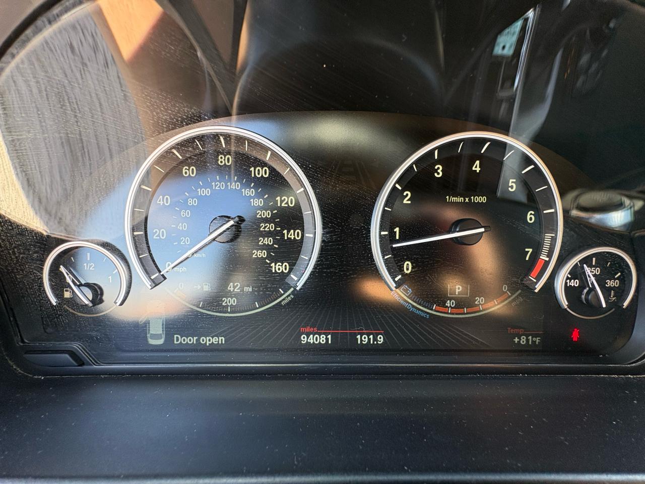 BMW 5 Series 4dr Sdn 550i RWD 2014