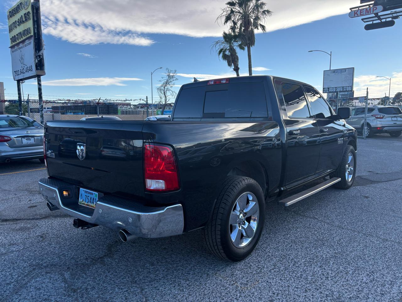 RAM 1500 2WD Crew Cab 140.5" Big Horn 2015
