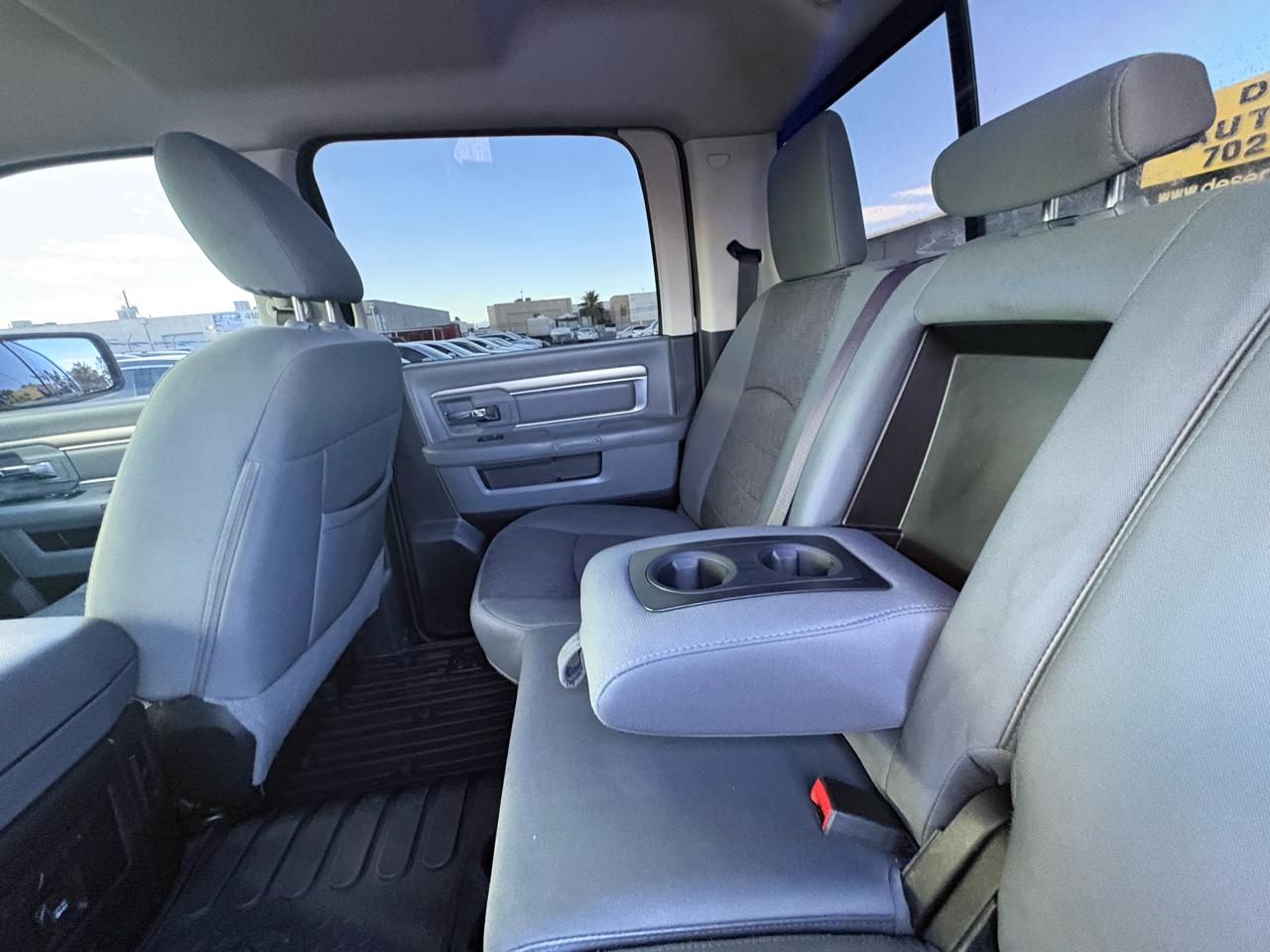 RAM 1500 2WD Crew Cab 140.5" Big Horn 2015