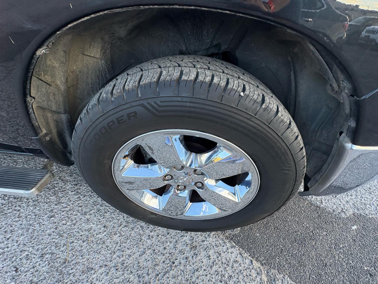 RAM 1500 2WD Crew Cab 140.5" Big Horn 2015