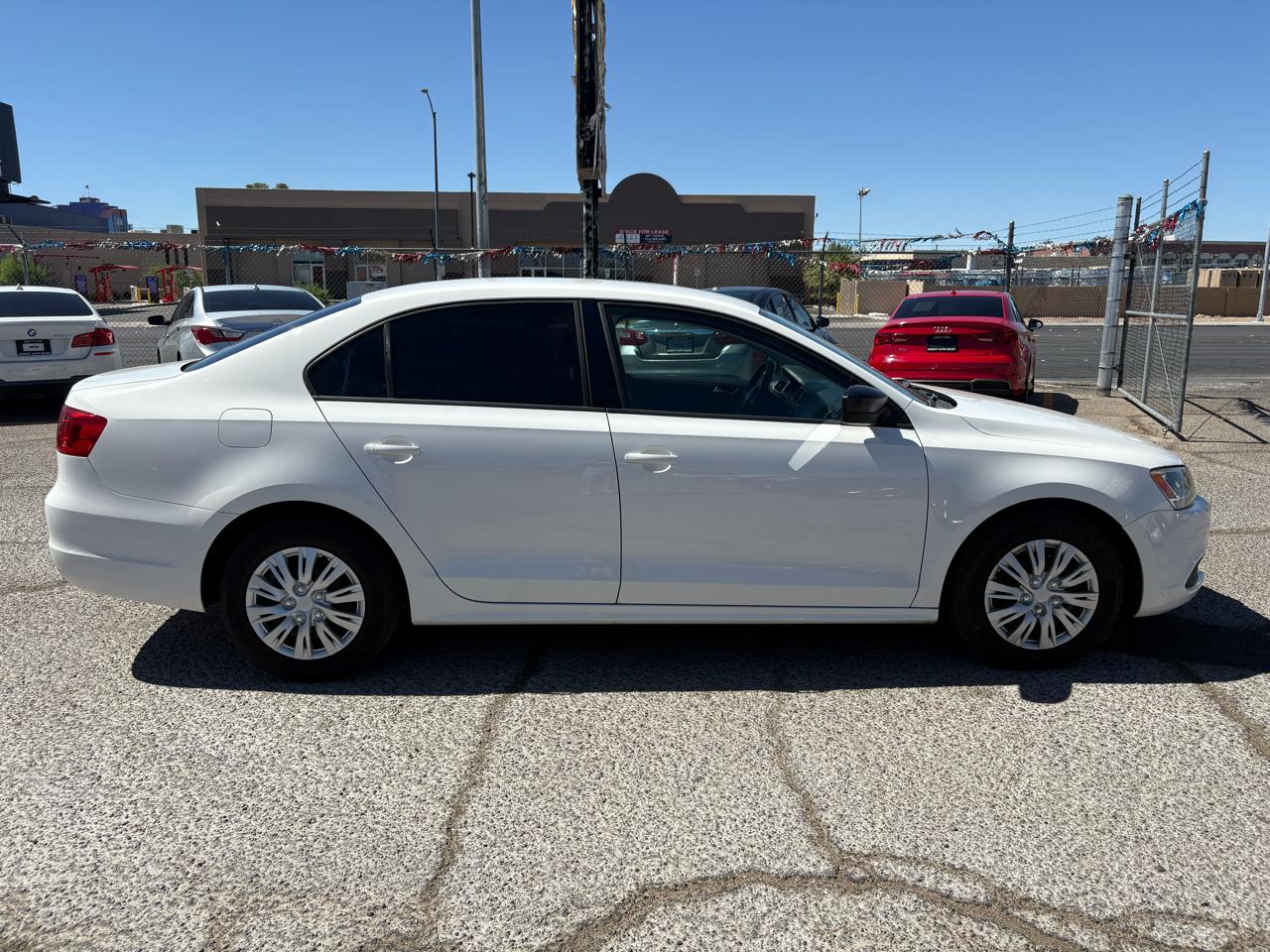 Volkswagen Jetta Sedan 4dr Auto 2011