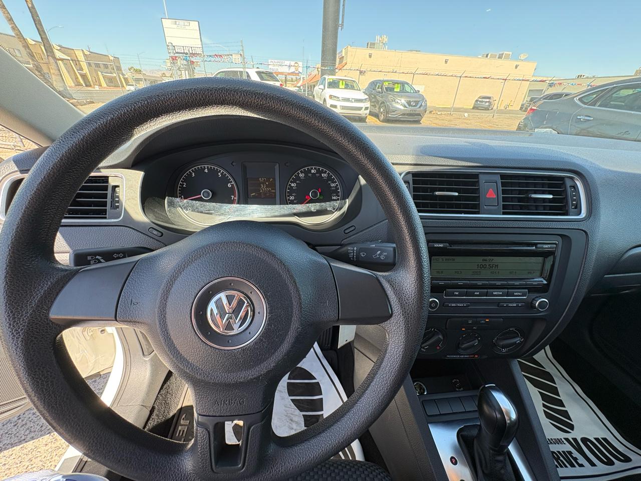 Volkswagen Jetta Sedan 4dr Auto 2011