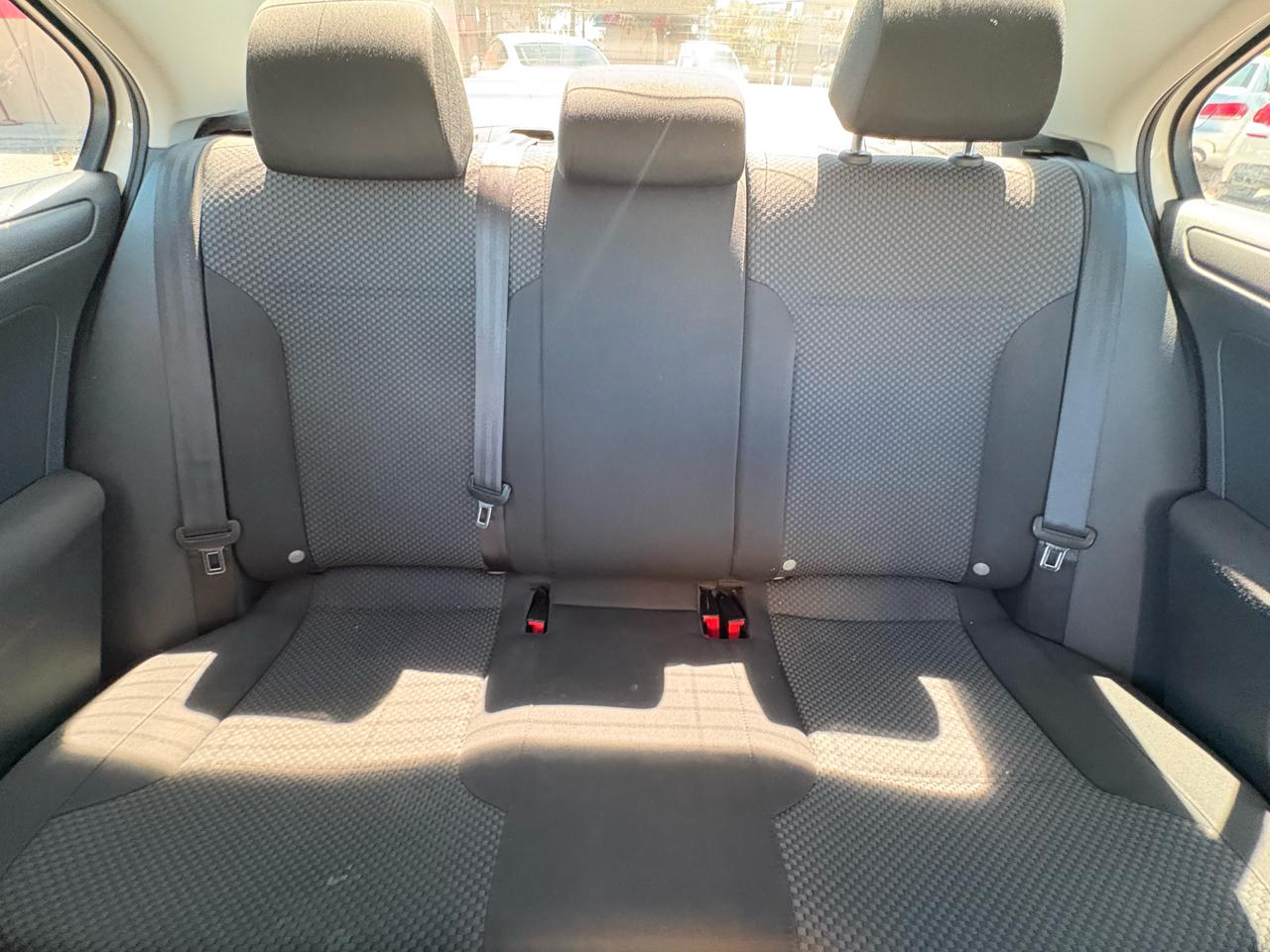 Volkswagen Jetta Sedan 4dr Auto 2011
