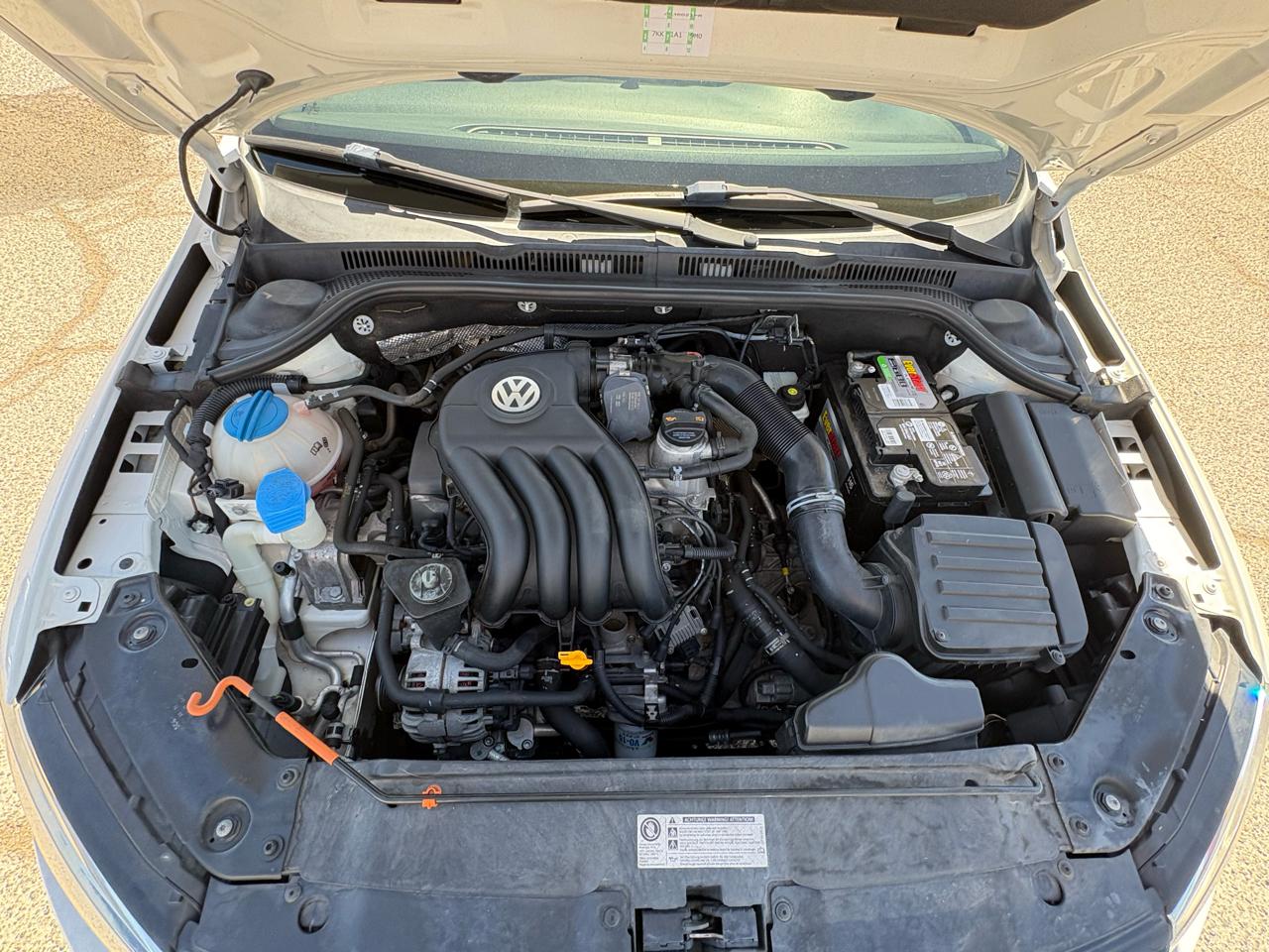 Volkswagen Jetta Sedan 4dr Auto 2011
