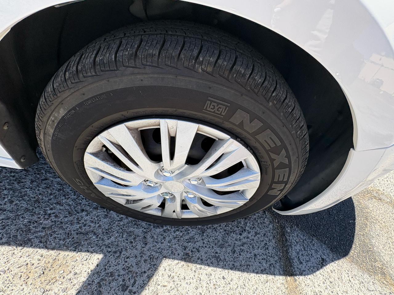 Volkswagen Jetta Sedan 4dr Auto 2011