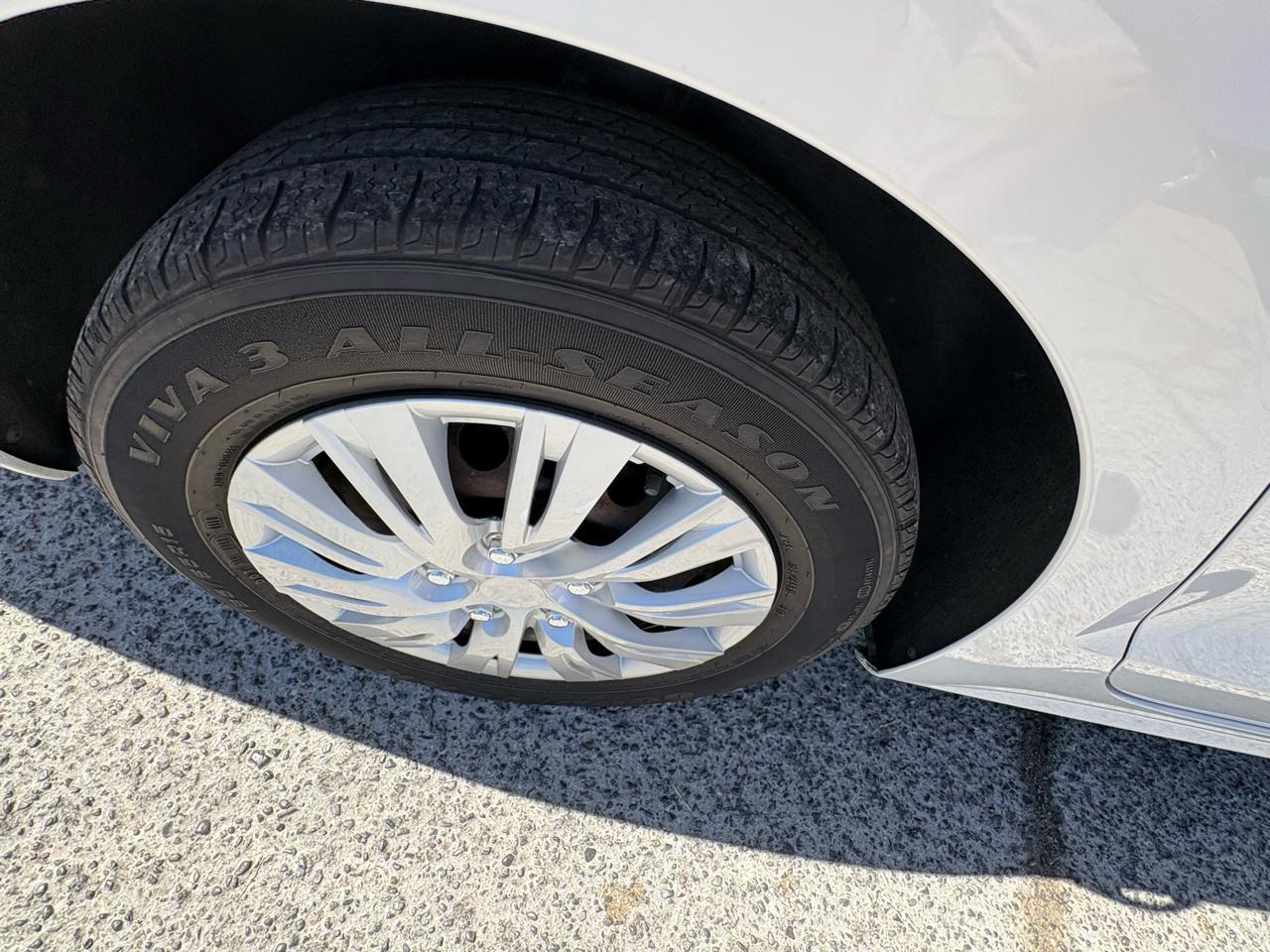 Volkswagen Jetta Sedan 4dr Auto 2011