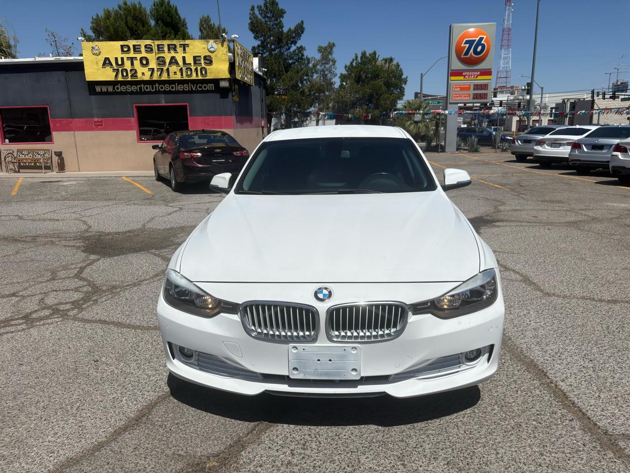BMW 3 Series 4dr Sdn 320i RWD 2014