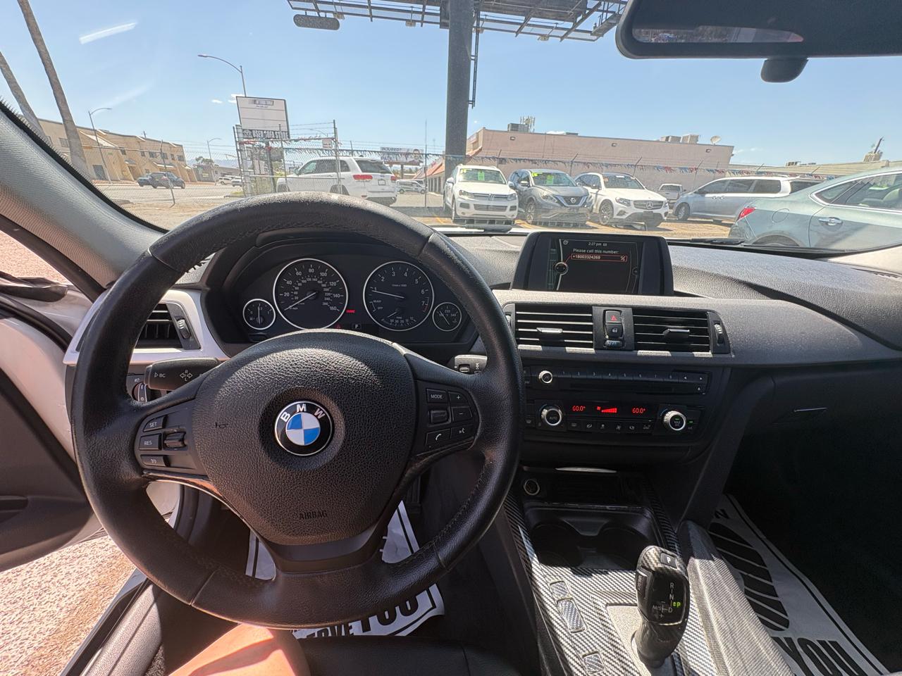 BMW 3 Series 4dr Sdn 320i RWD 2014