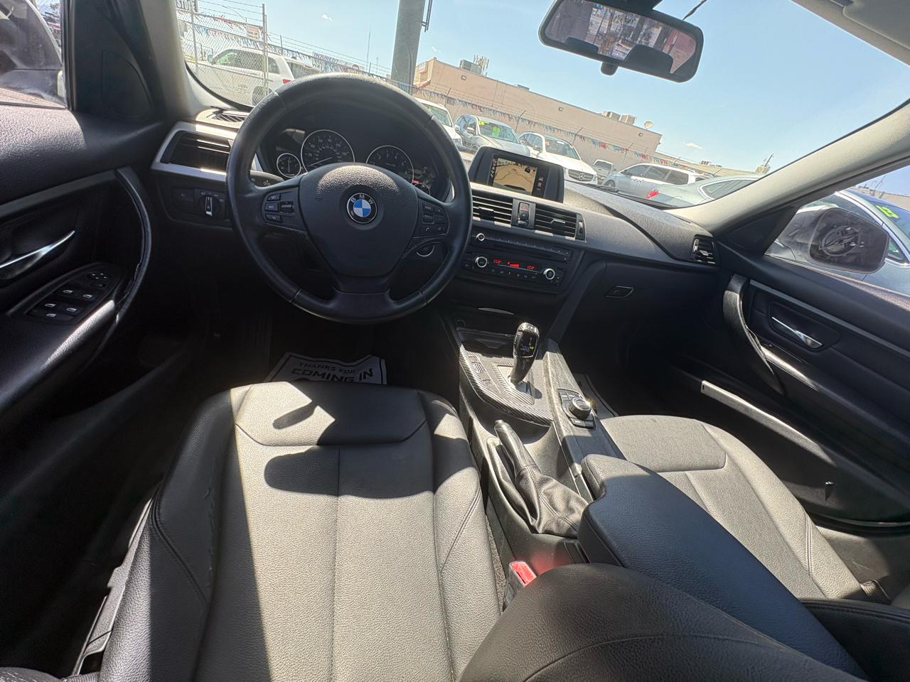 BMW 3 Series 4dr Sdn 320i RWD 2014
