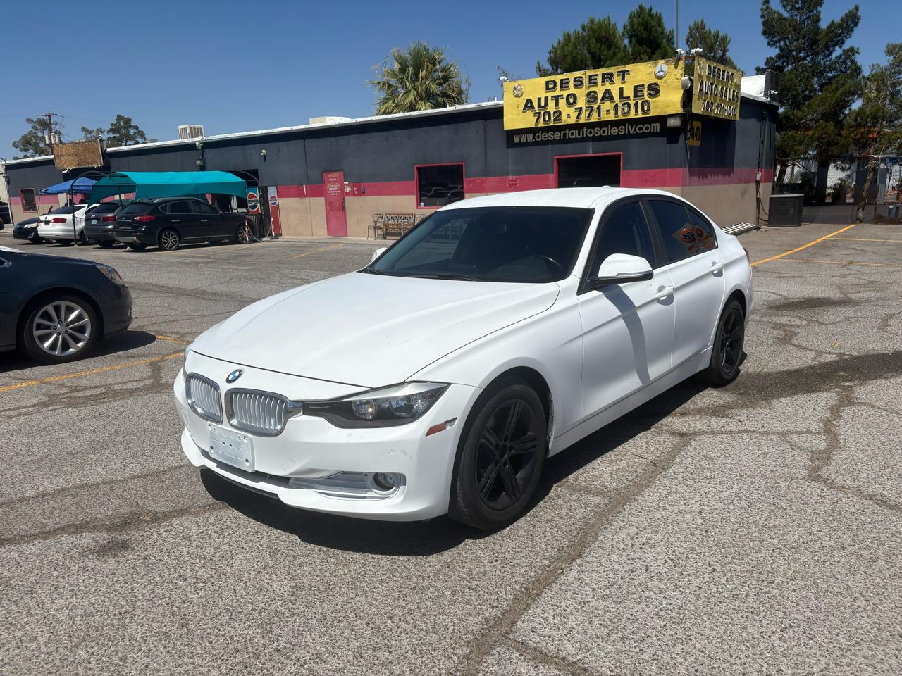 BMW 3 Series 4dr Sdn 320i RWD 2014