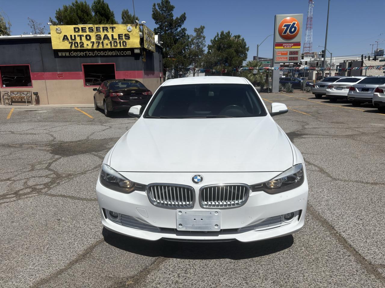 BMW 3 Series 4dr Sdn 320i RWD 2014