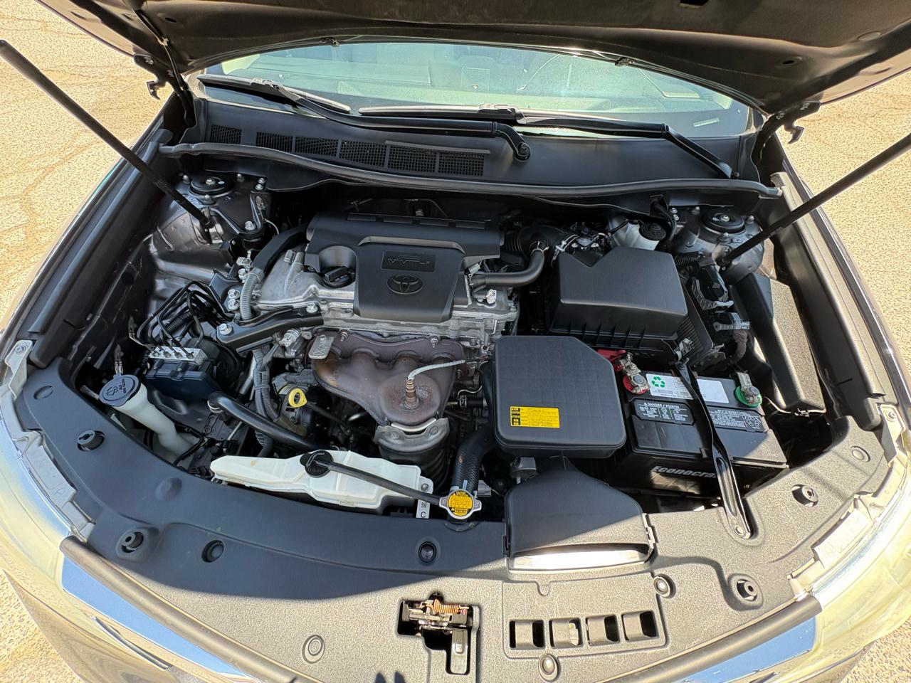 Toyota Camry 4dr Sdn I4 Auto XLE (Natl) 2013