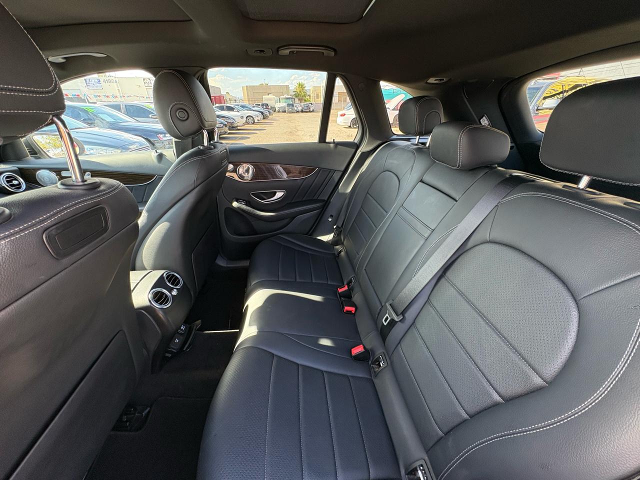 Mercedes-Benz GLC GLC 300 SUV 2018