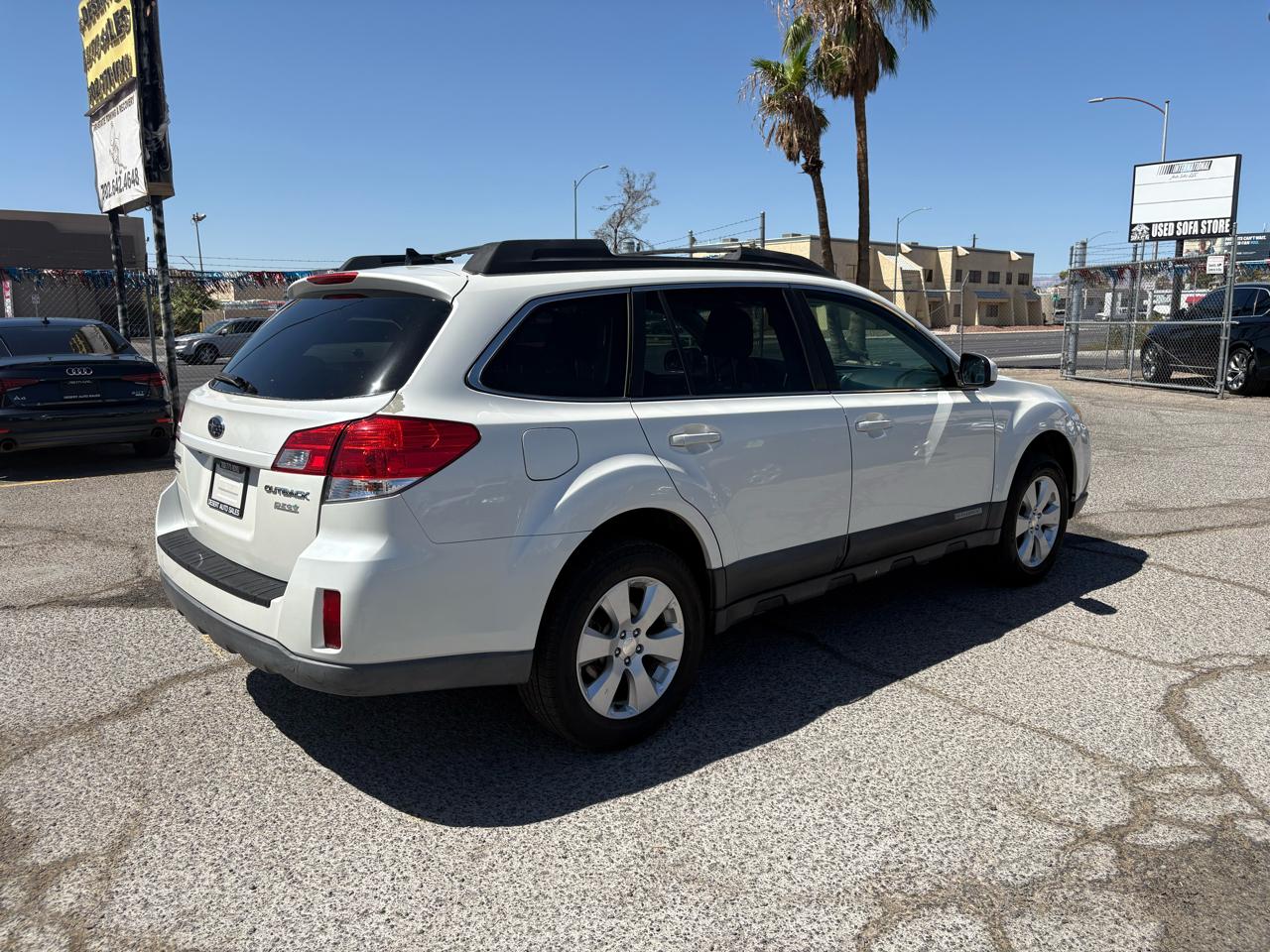 Subaru Outback 4dr Wgn H4 Auto 2.5i Limited Pwr Moon 2011