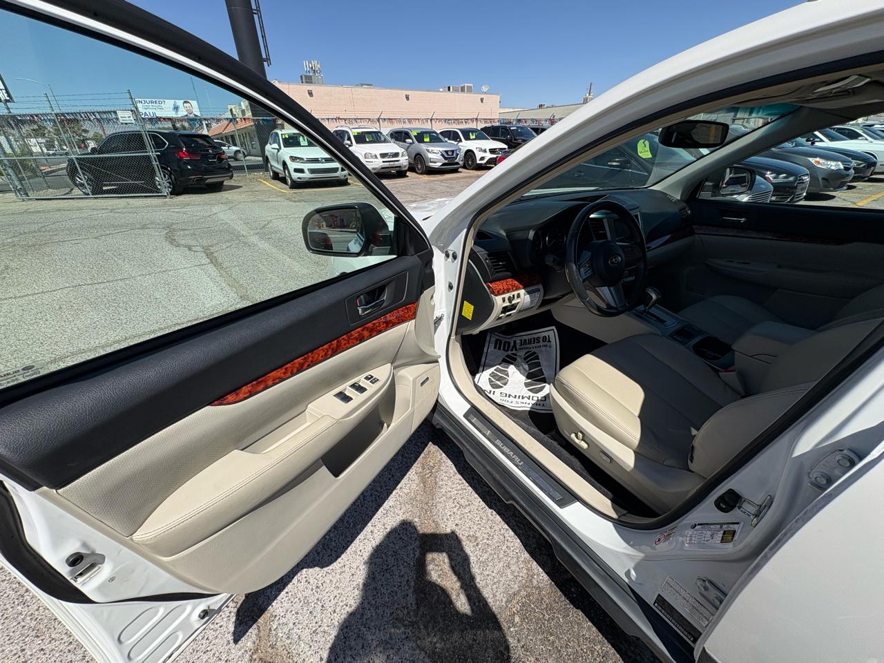 Subaru Outback 4dr Wgn H4 Auto 2.5i Limited Pwr Moon 2011
