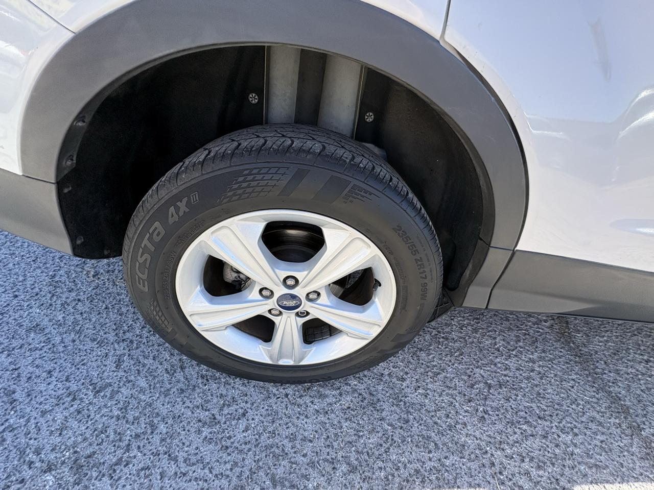Ford Escape FWD 4dr SE 2014