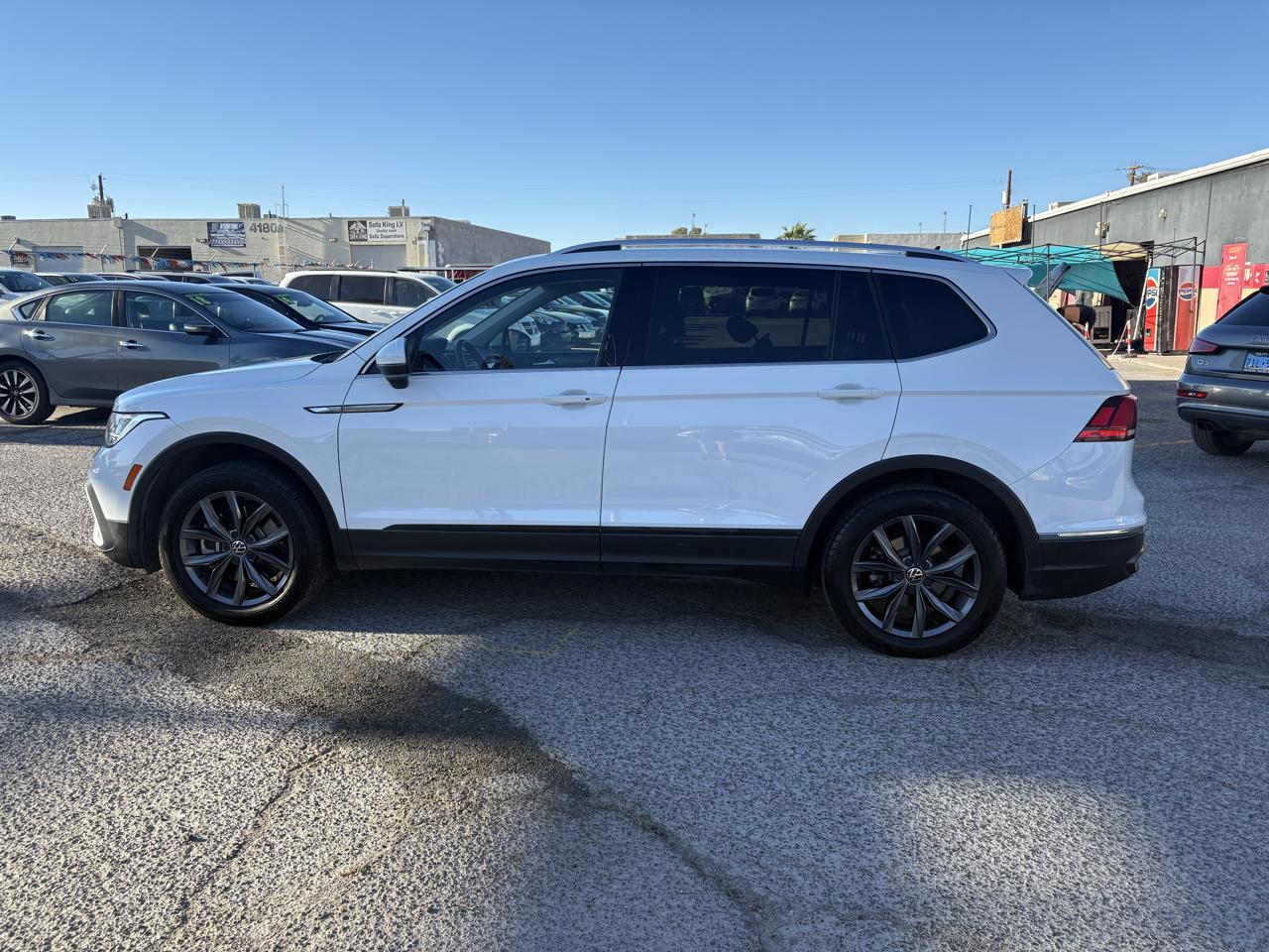 Volkswagen Tiguan 2.0T SE FWD 2022