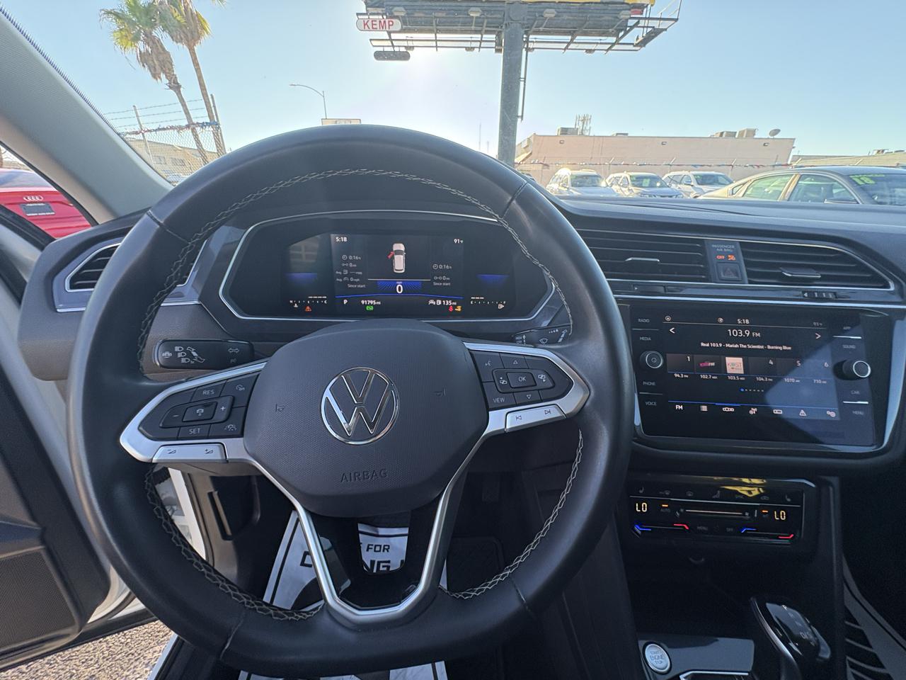 Volkswagen Tiguan 2.0T SE FWD 2022