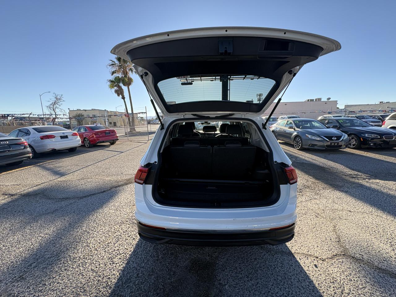 Volkswagen Tiguan 2.0T SE FWD 2022