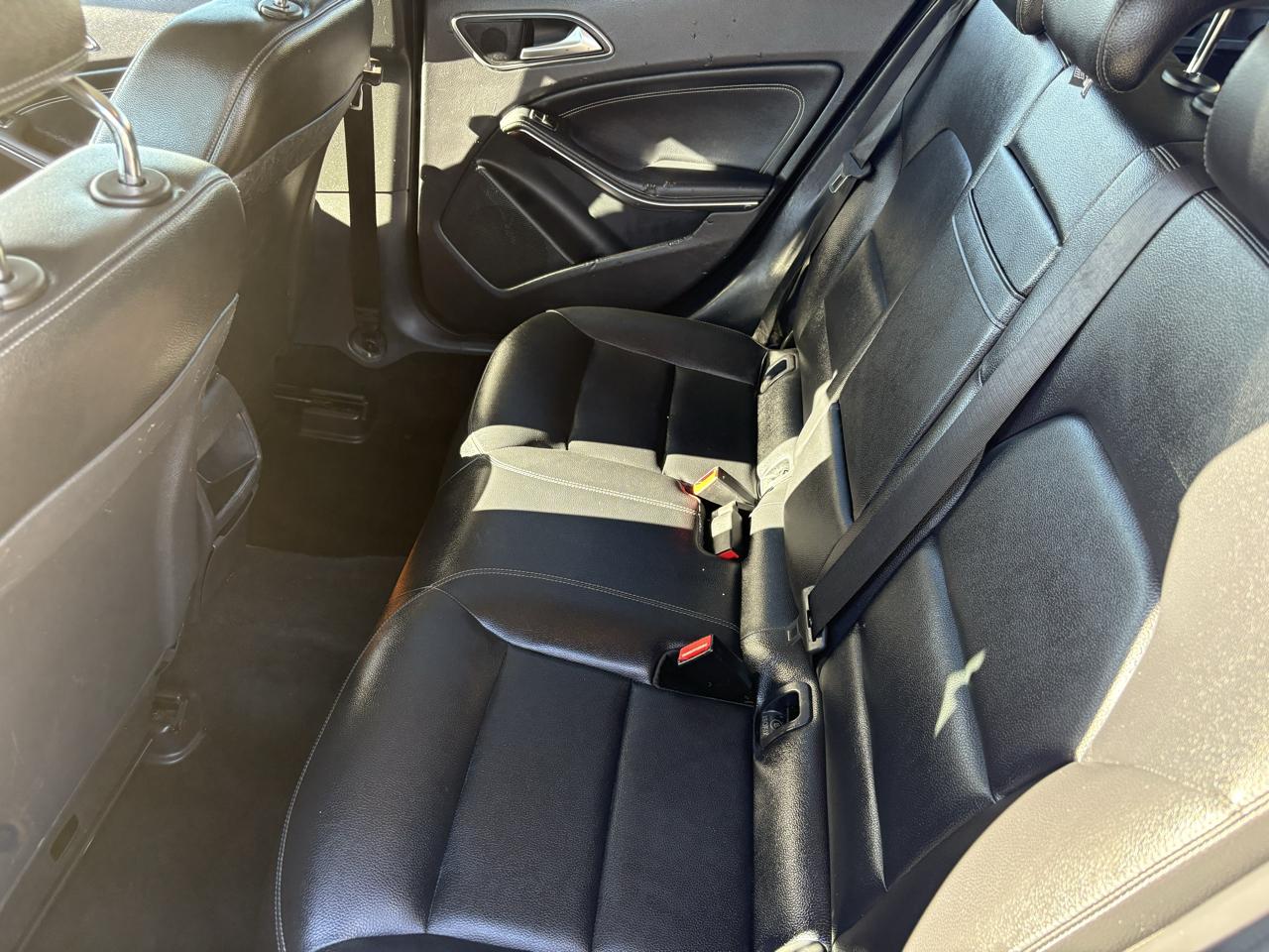 Mercedes-Benz GLA-Class 4MATIC 4dr GLA 250 2015