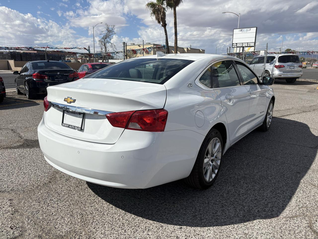 Chevrolet Impala 4dr Sdn LS w/1FL 2018