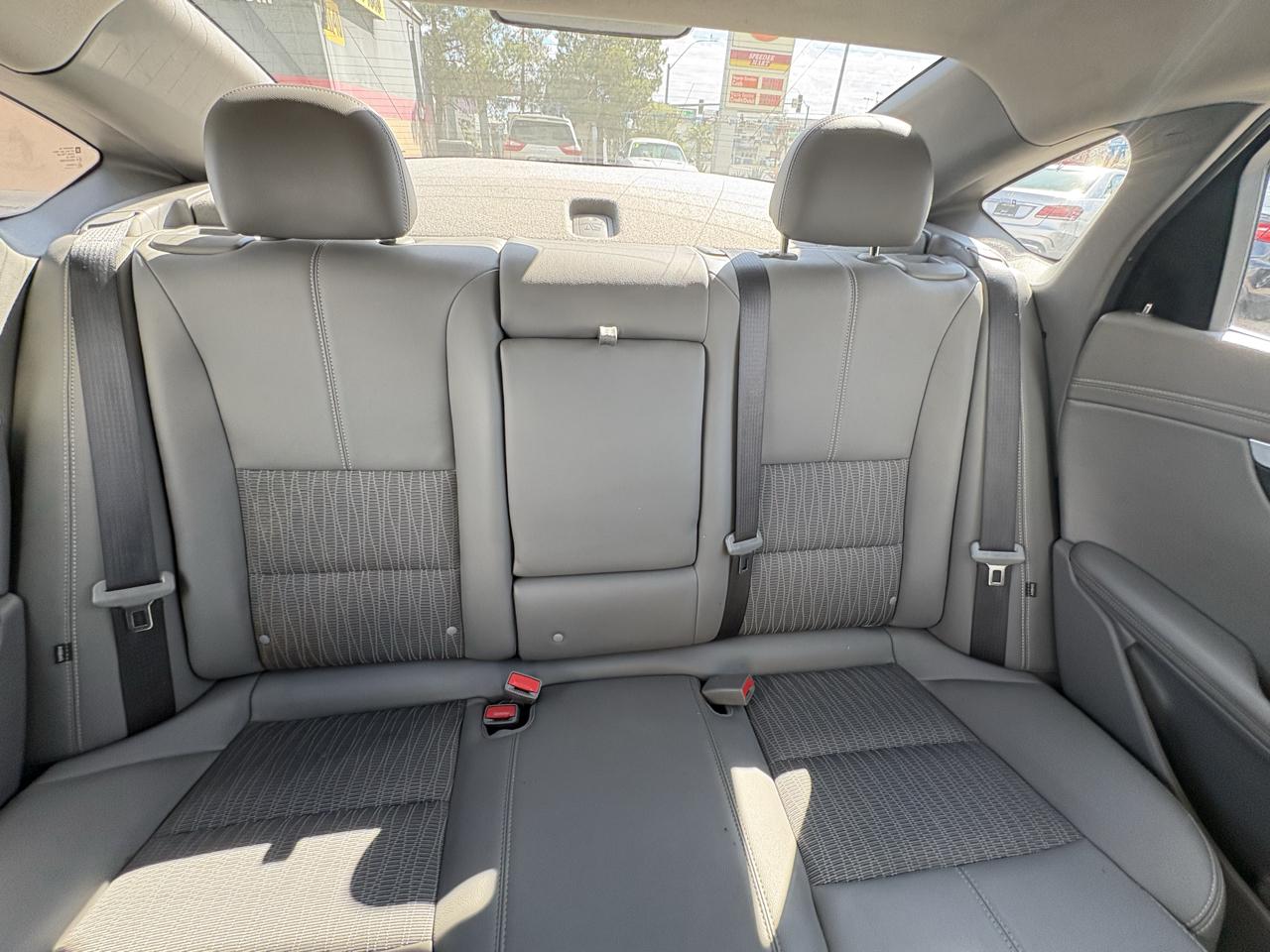 Chevrolet Impala 4dr Sdn LS w/1FL 2018