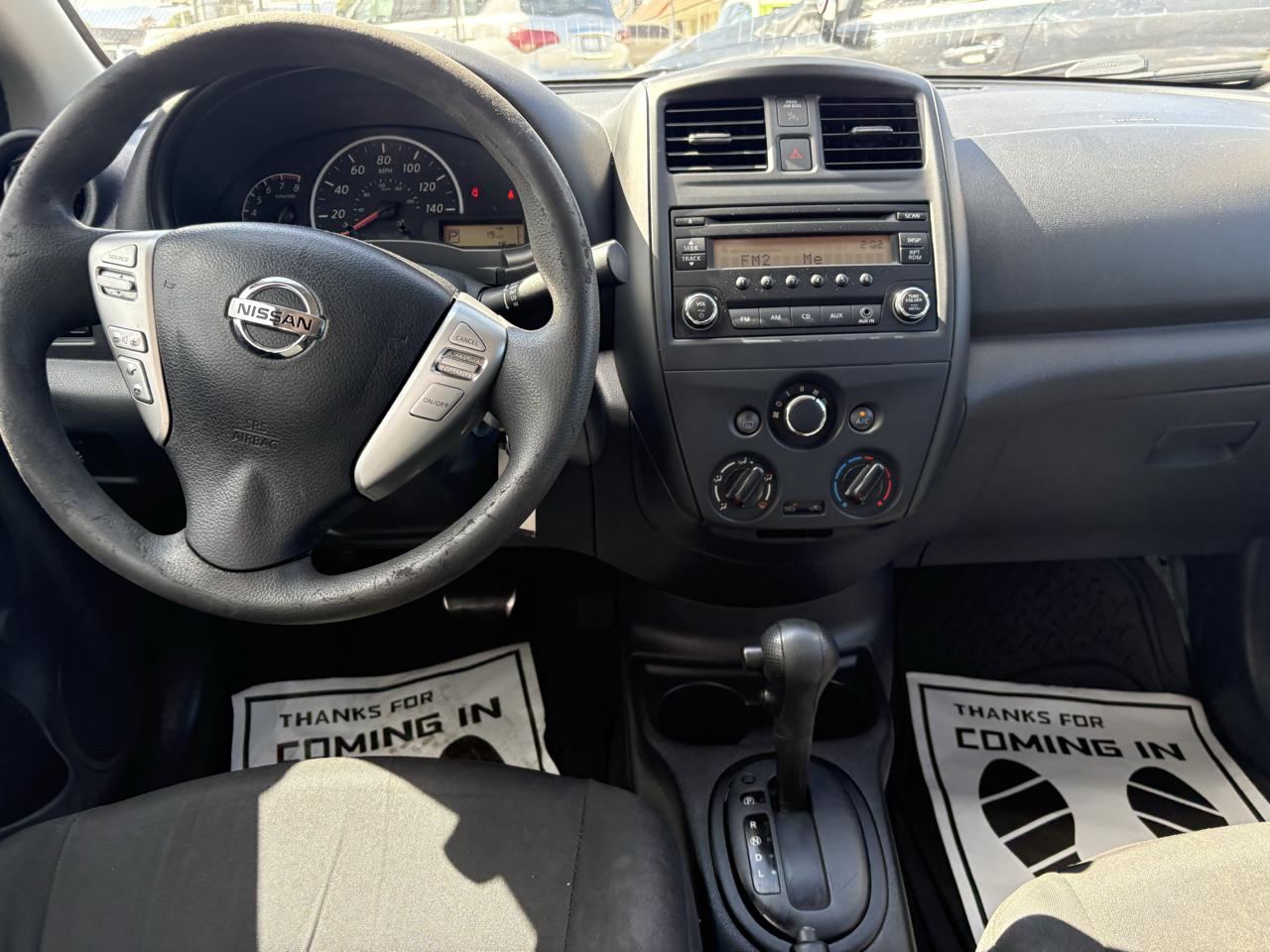 Nissan Versa 4dr Sdn CVT 1.6 S Plus 2016