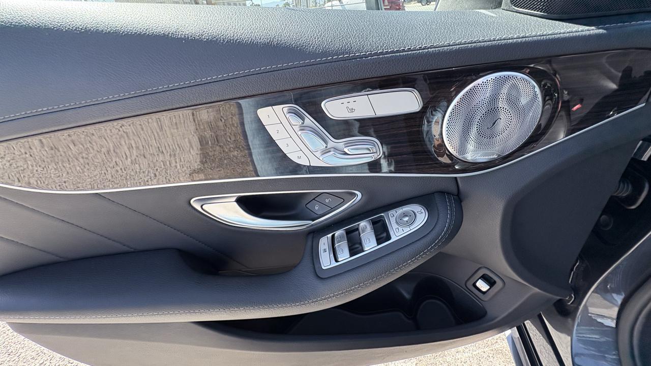 Mercedes-Benz C-Class 4dr Sdn C 300 RWD 2015