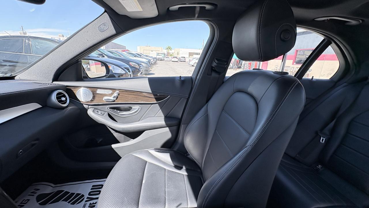 Mercedes-Benz C-Class 4dr Sdn C 300 RWD 2015