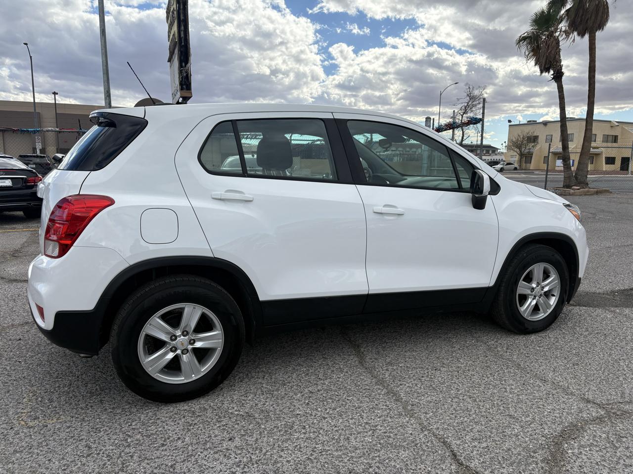 Chevrolet Trax FWD 4dr LS 2020