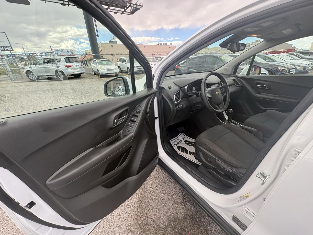 Chevrolet Trax FWD 4dr LS 2020