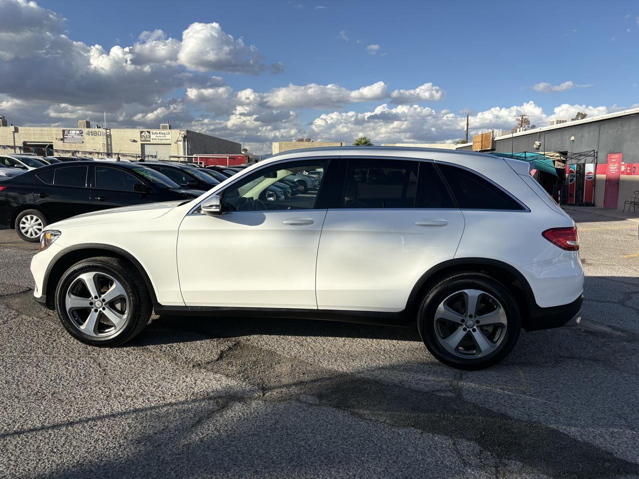 Mercedes-Benz GLC GLC 300 SUV 2017