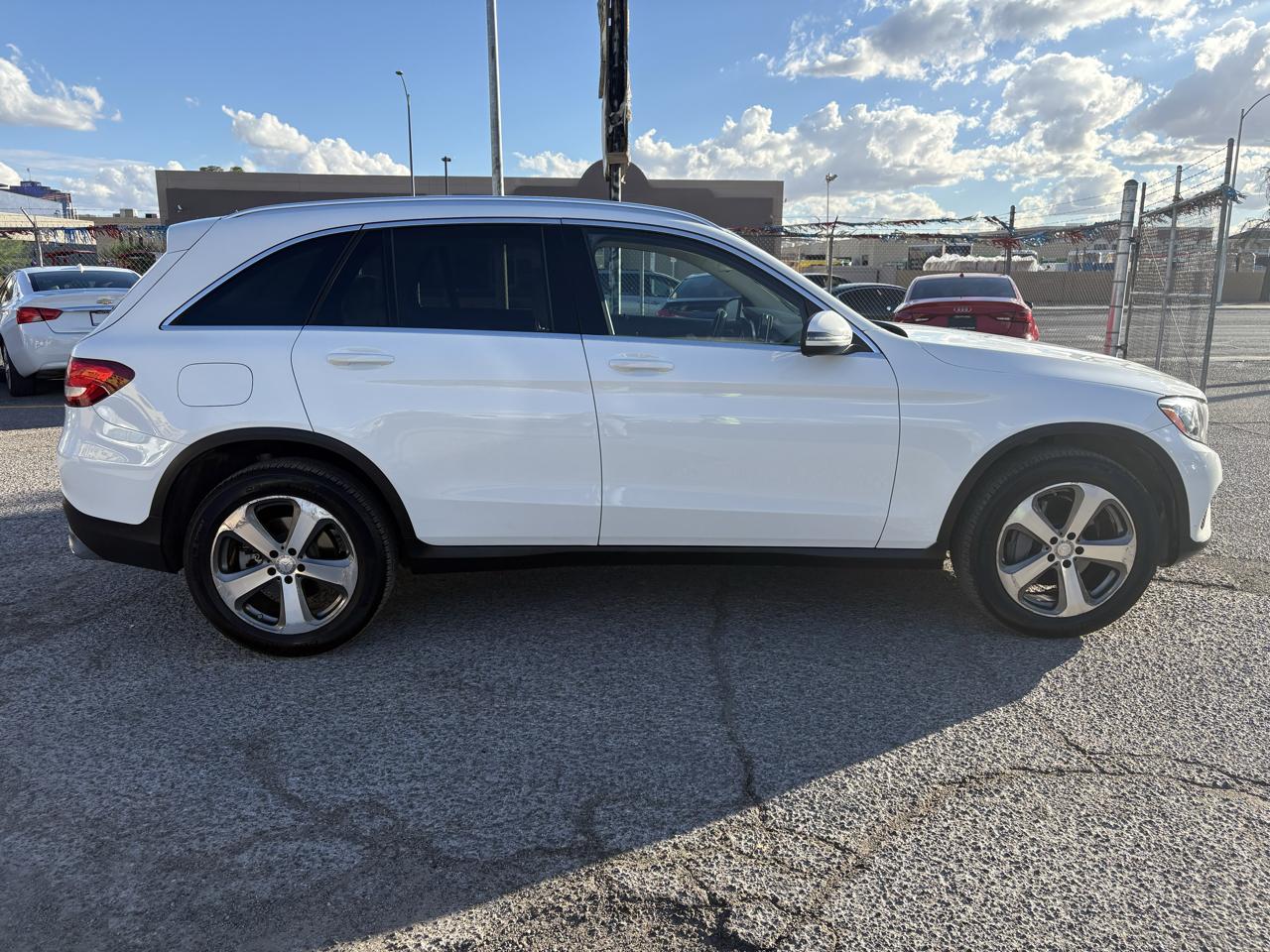 Mercedes-Benz GLC GLC 300 SUV 2017
