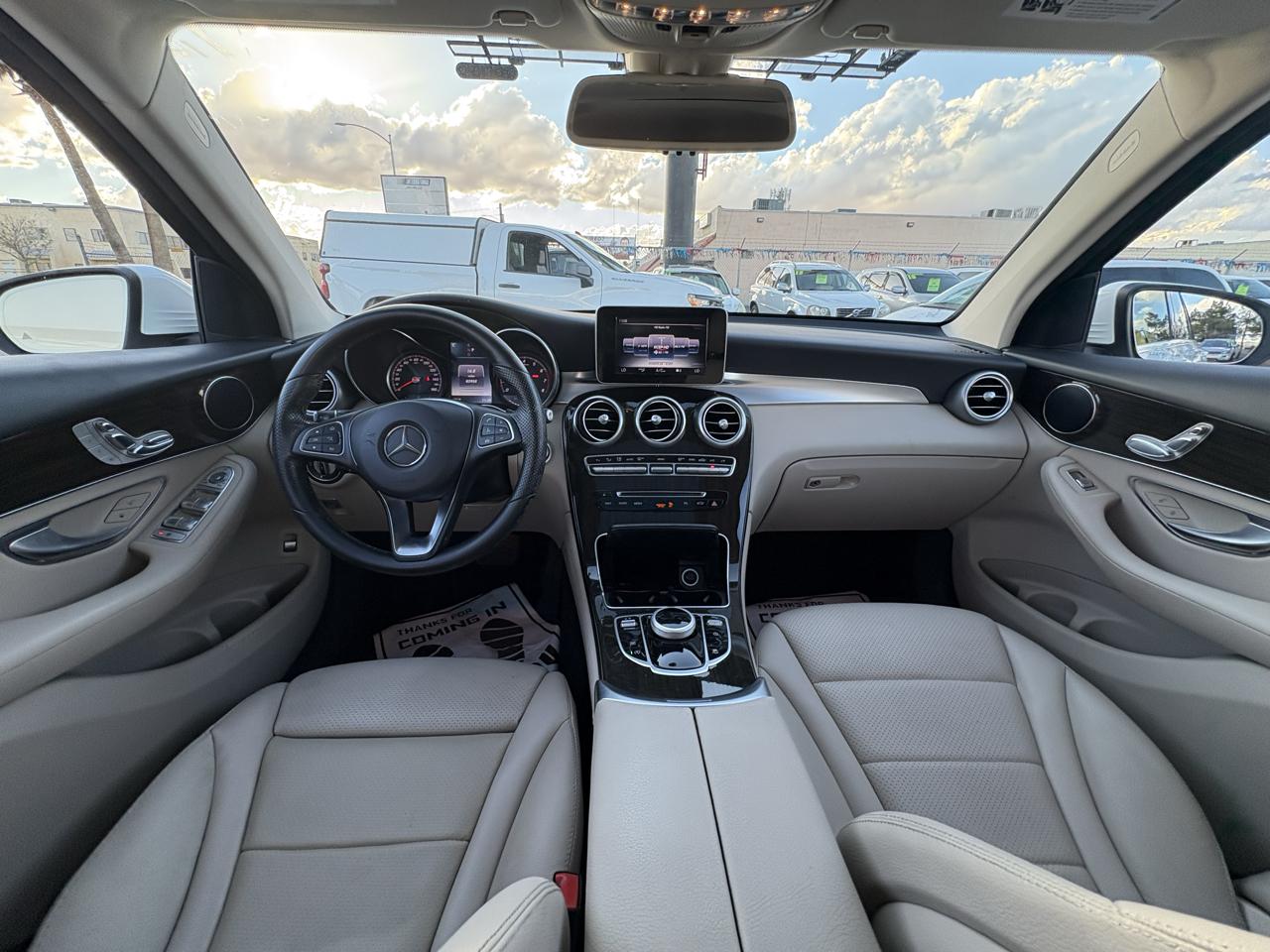 Mercedes-Benz GLC GLC 300 SUV 2017