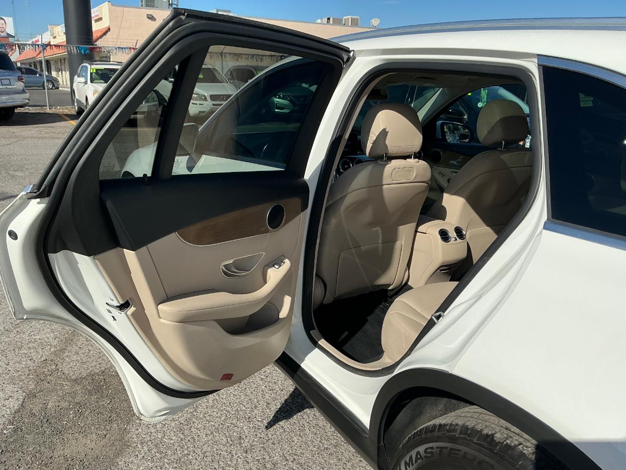 Mercedes-Benz GLC GLC 300 SUV 2018
