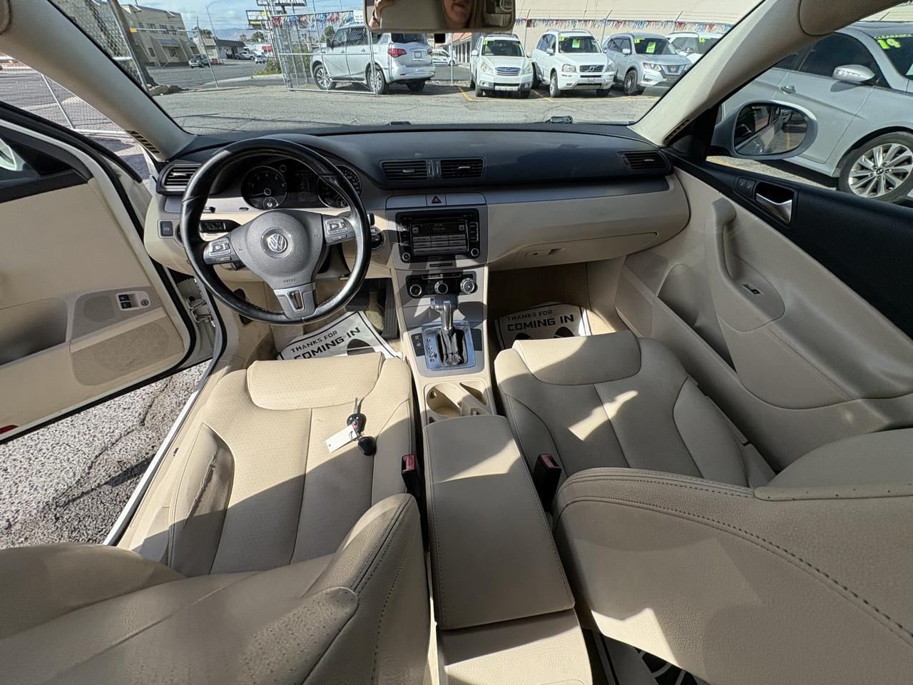 Volkswagen Passat Sedan 4dr DSG Komfort FWD PZEV 2010