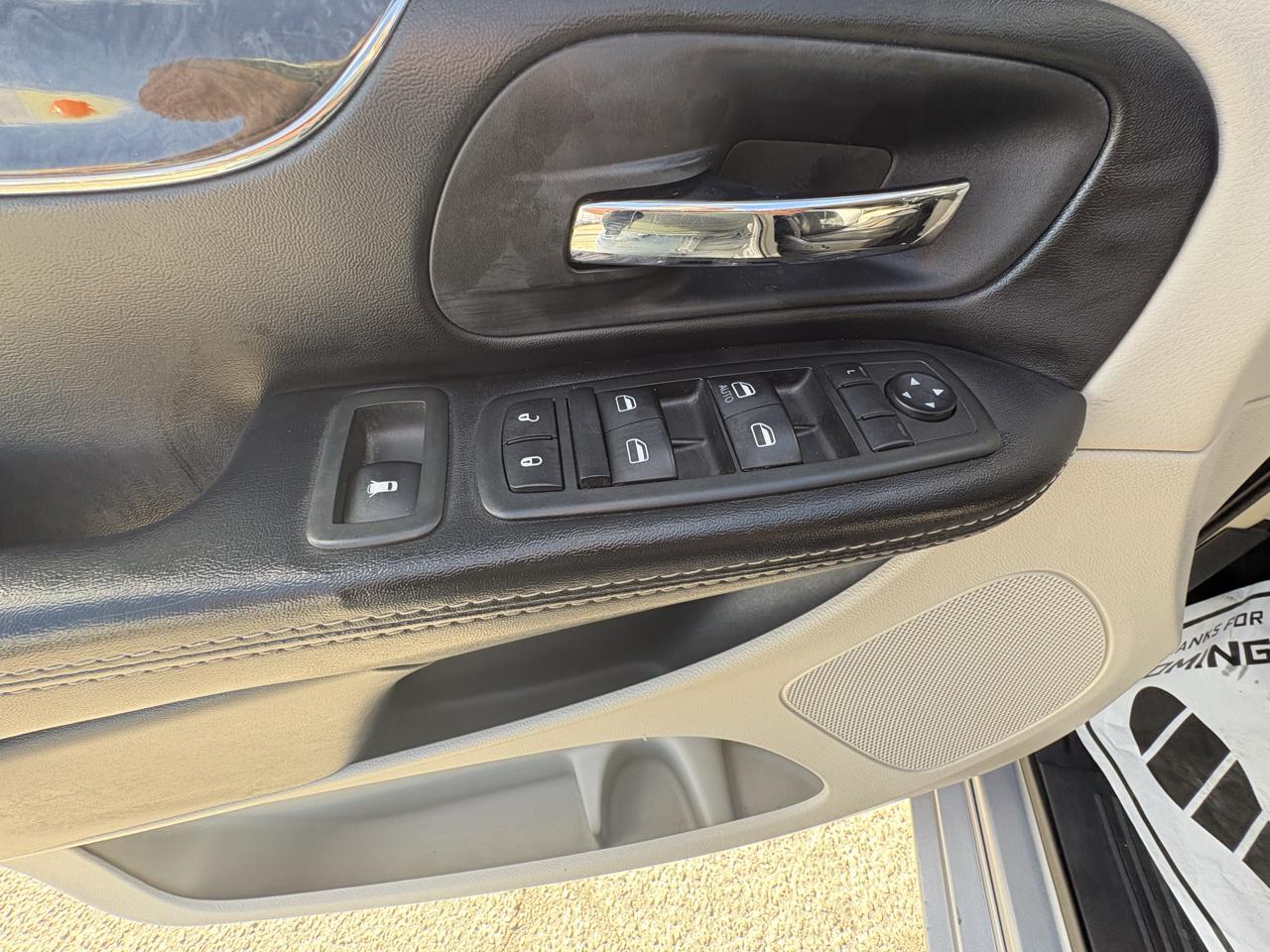 Chrysler Town & Country 4dr Wgn Touring 2015