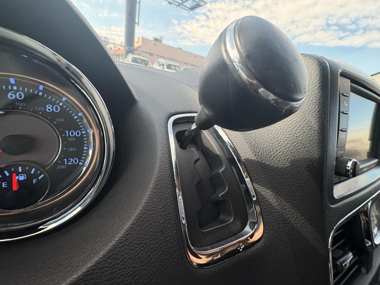 Chrysler Town & Country 4dr Wgn Touring 2015