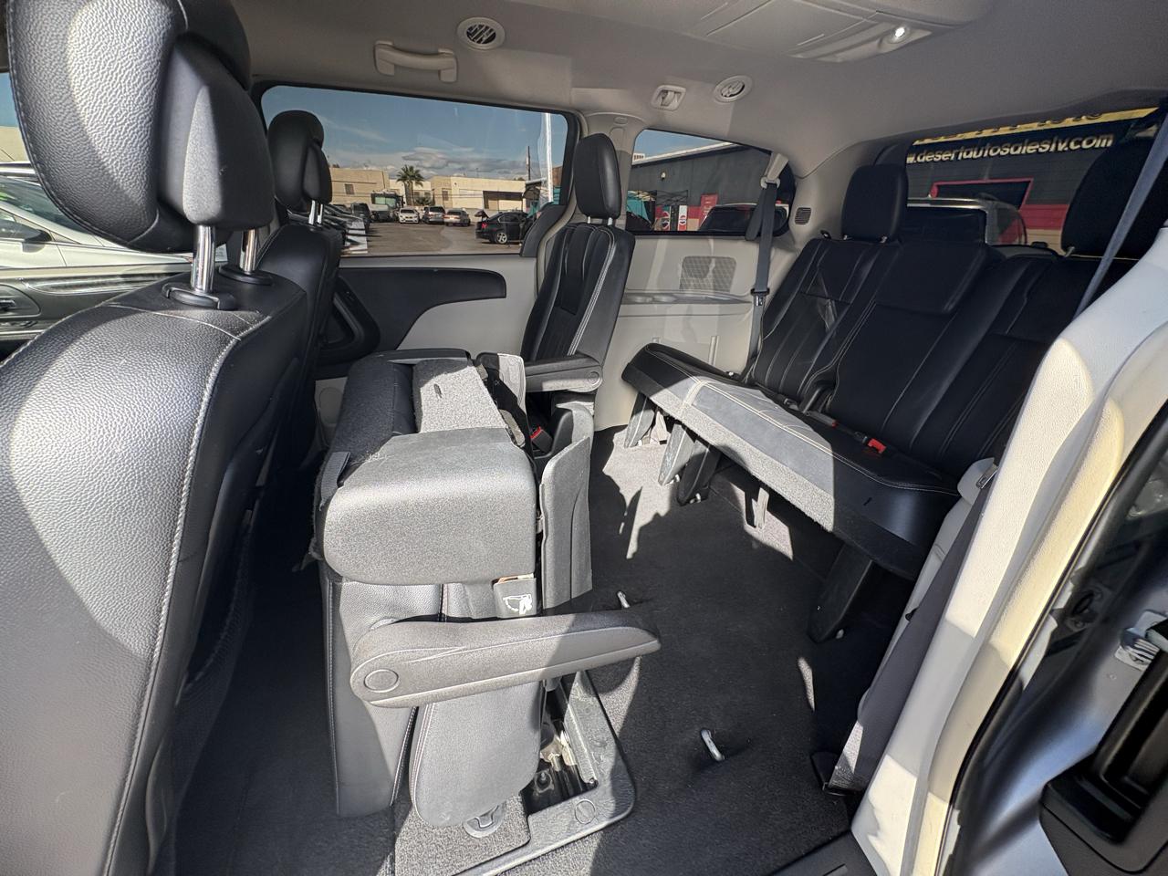 Chrysler Town & Country 4dr Wgn Touring 2015