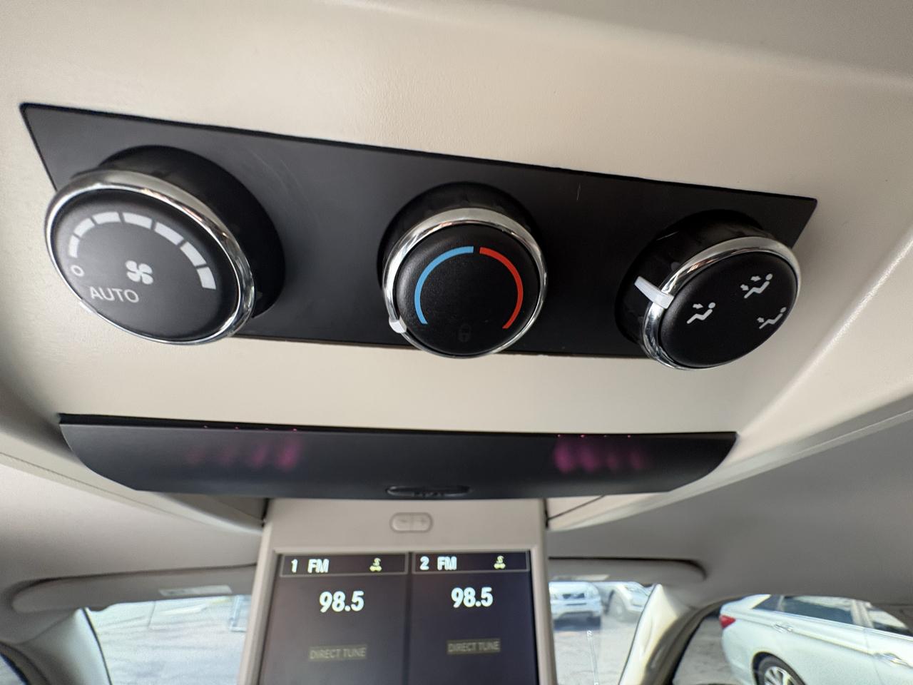 Chrysler Town & Country 4dr Wgn Touring 2015