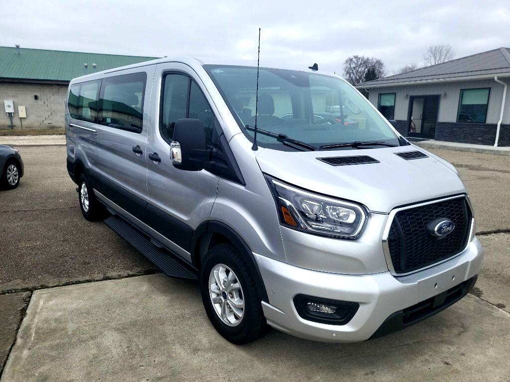 2023 Ford Transit XLT Passenger photo 3