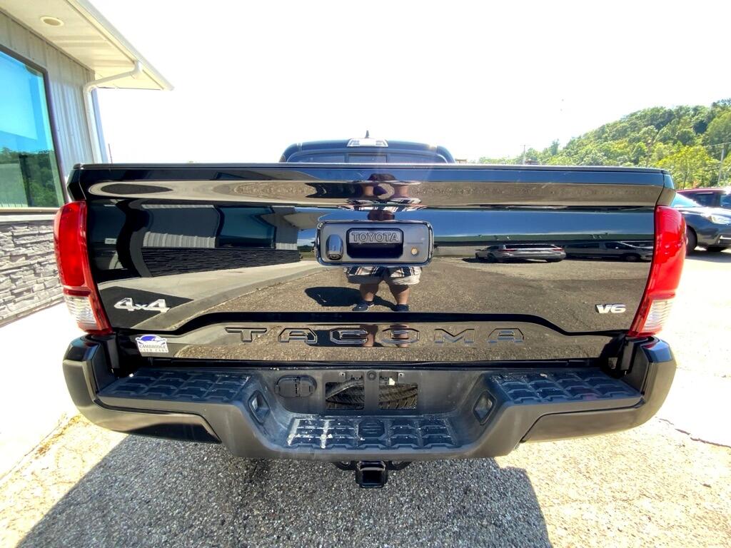 2022 Toyota Tacoma Double Cab photo 23